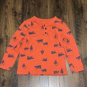 Old Navy Orange Long Sleeve Kids Tee with Bear Print